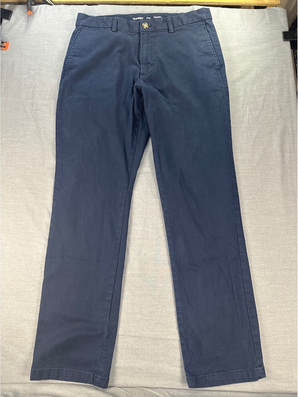 Old Navy Men's Straight Fit Built-In Flex Navy Blue Chino Pants 31x32